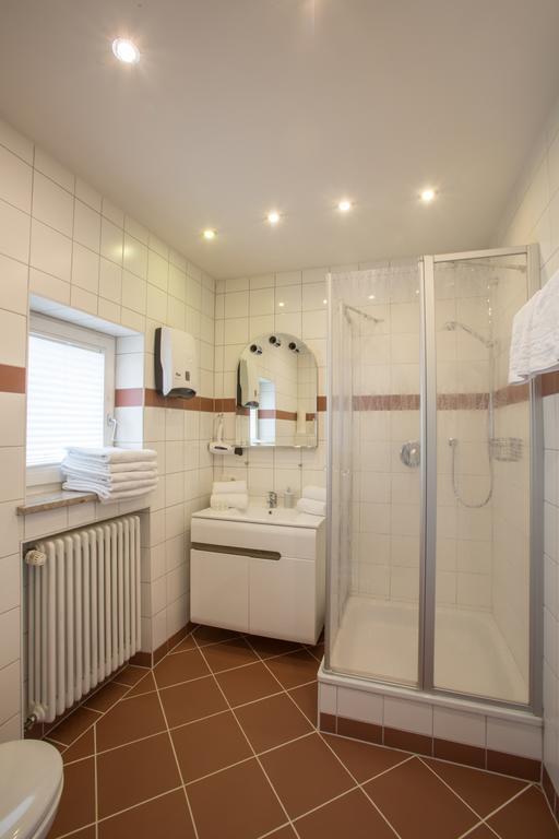 Golden Gapa Large Family Apartment 7 Гармиш-Партенкирхен Номер фото